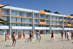 f_Beach-volleyball_f_4