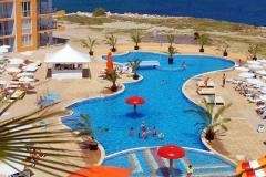f_Dolphin-Marina_pool_view_1_f_1