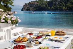 breakfast-near-sea-in-fethiye