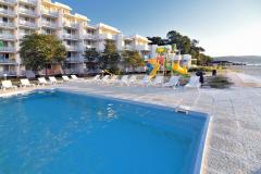 f_Outdoor-Pool-Mura-8_f_1
