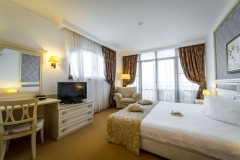 3SB_HelenaSands_room