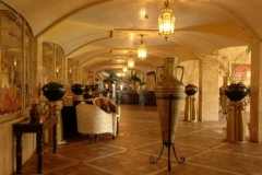 3Victoria-Palace-Lobby-1