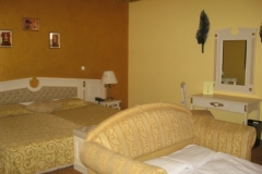 3VictoriaPalaceStudio2